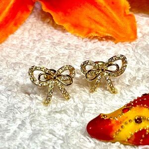 Elegant Gold Bow Rhinestone Earrings